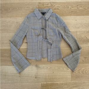 Pretty Little Thing - Plaid Tie Front Flare Sleeve Top in Beige